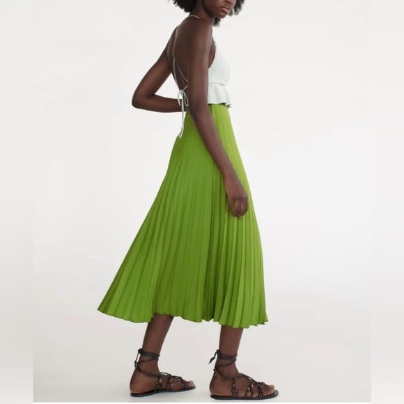 Zara High Waisted Lime Green A-Line Pleated Midi Skirt Size XS - Picture 2 of 11